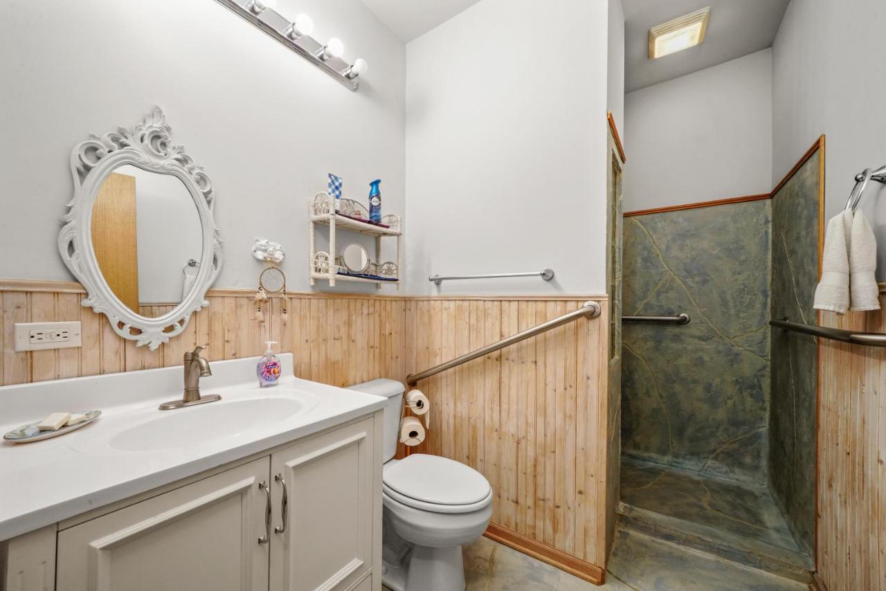 Beautiful Home In Beach Park Il Luaran gambar